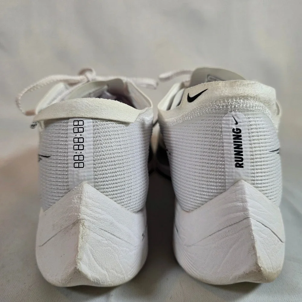 NIKE ZoomX Vaporfly Next% 2 White Metallic Silver Men's 11.5 Running Shoes
